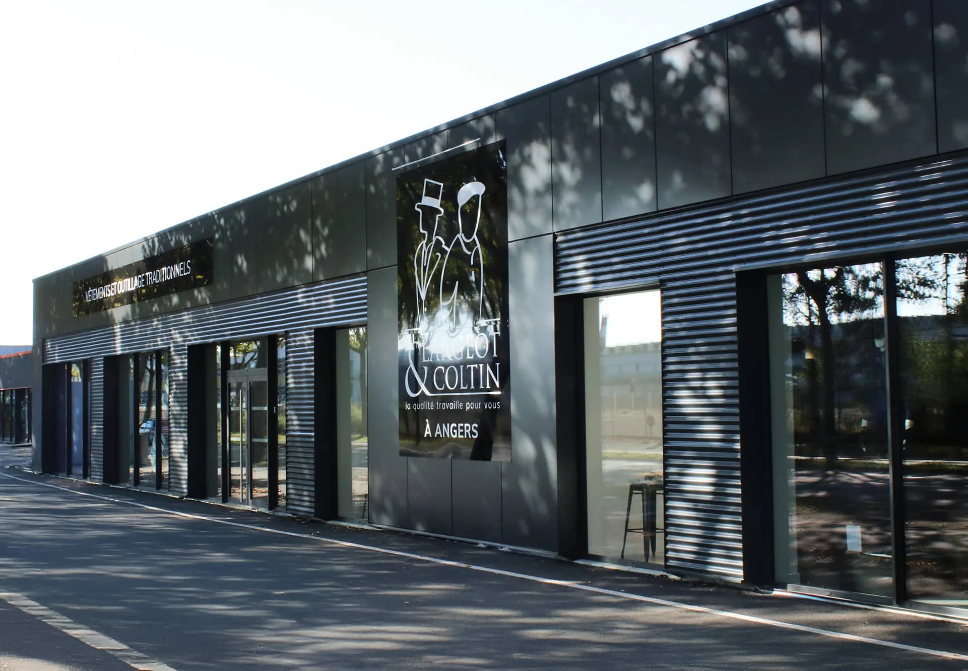Magasin Largeot et Coltin à Angers
